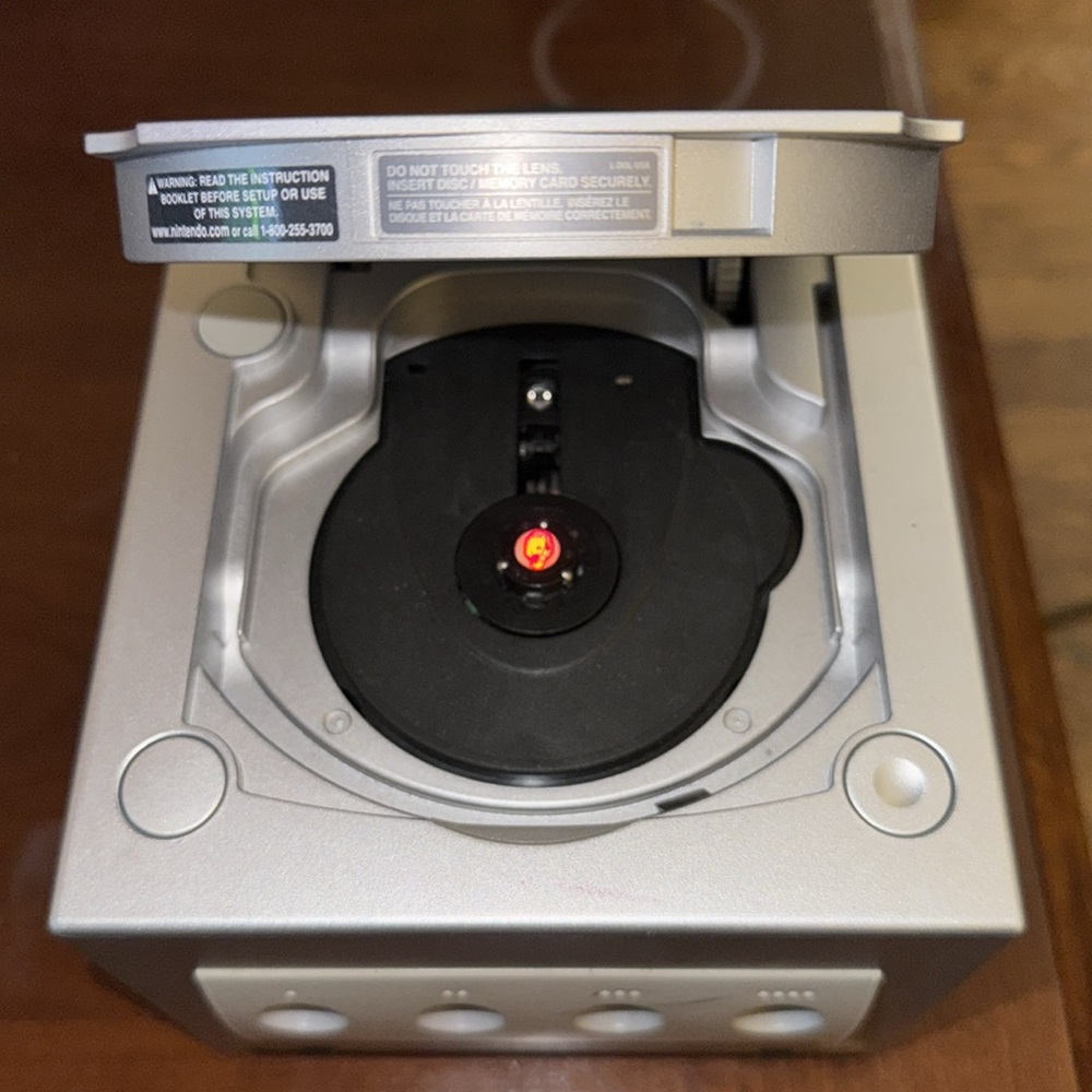 GameCube console - Picture 2 of 4